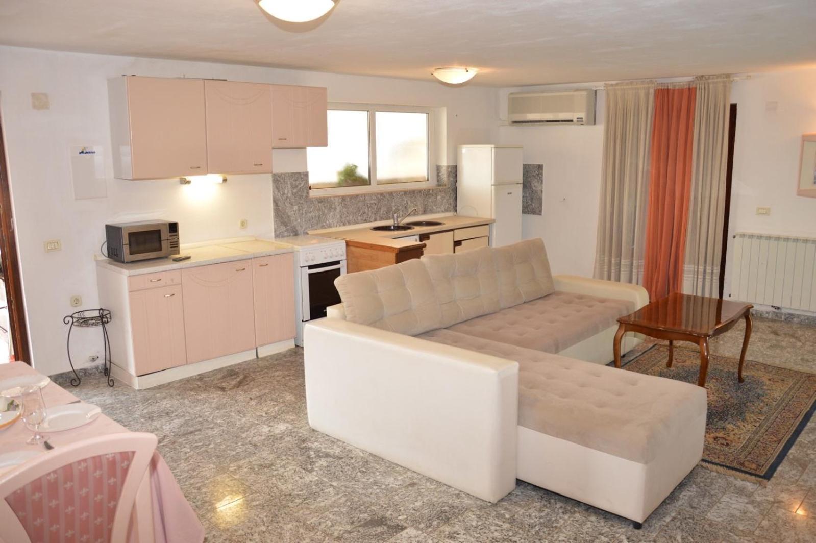 Residence Angiolina Nova Vas  Ngoại thất bức ảnh